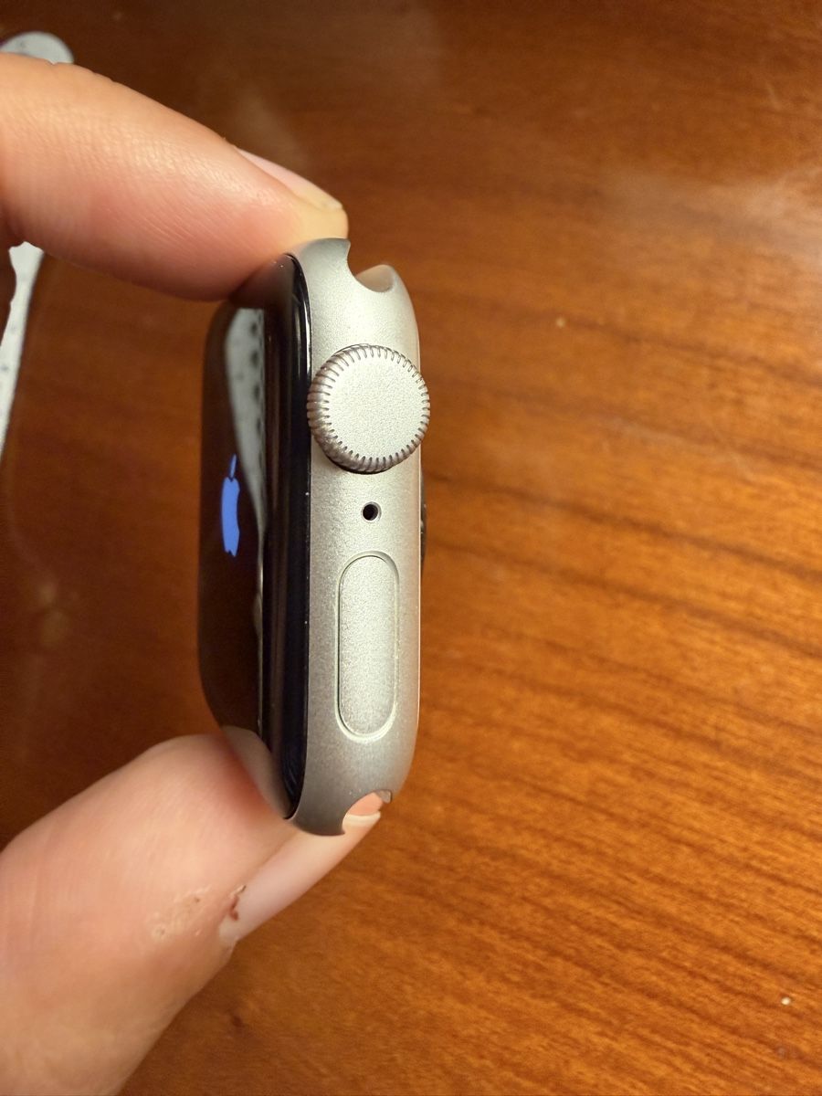 Apple Smartwatch: Apple Watch SE 2 40mm Silver Aluminium GPS – Gebraucht aus Rütihof von miak2000 2