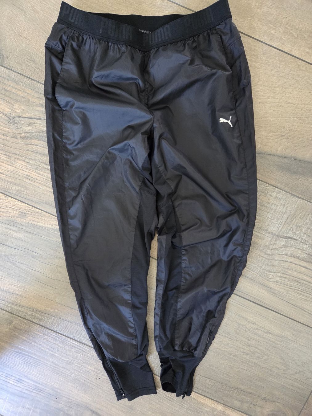 Puma Pantaloni: Puma Freizeit Hose S-M – Nuovo (secondo la descrizione) da Frauenfeld venduto da bea_6m8y