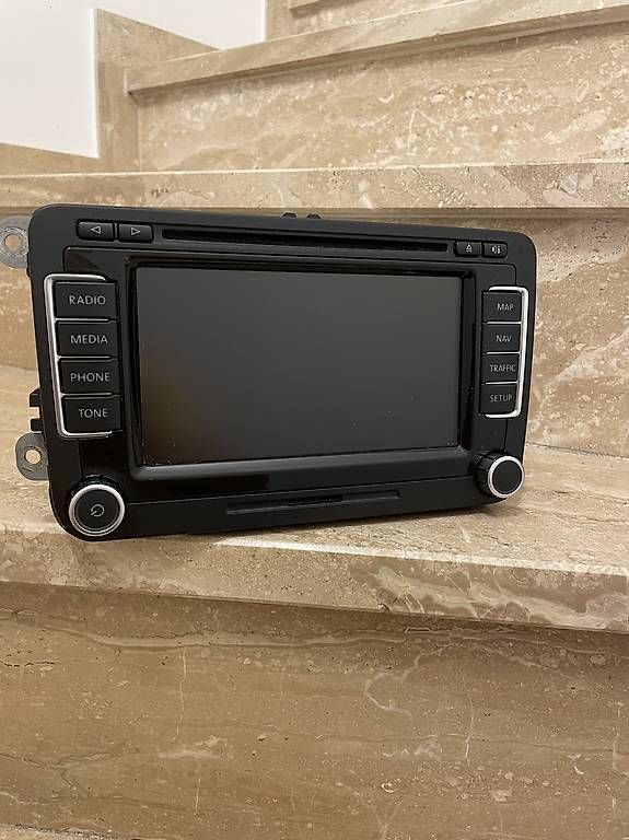 Navigatori: VW Navigation RNS510 1T0035680B – Usato da Basel venduto da plam108