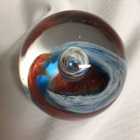 alte blau-rote Glaskugel  ca. 7 cm Paperweight