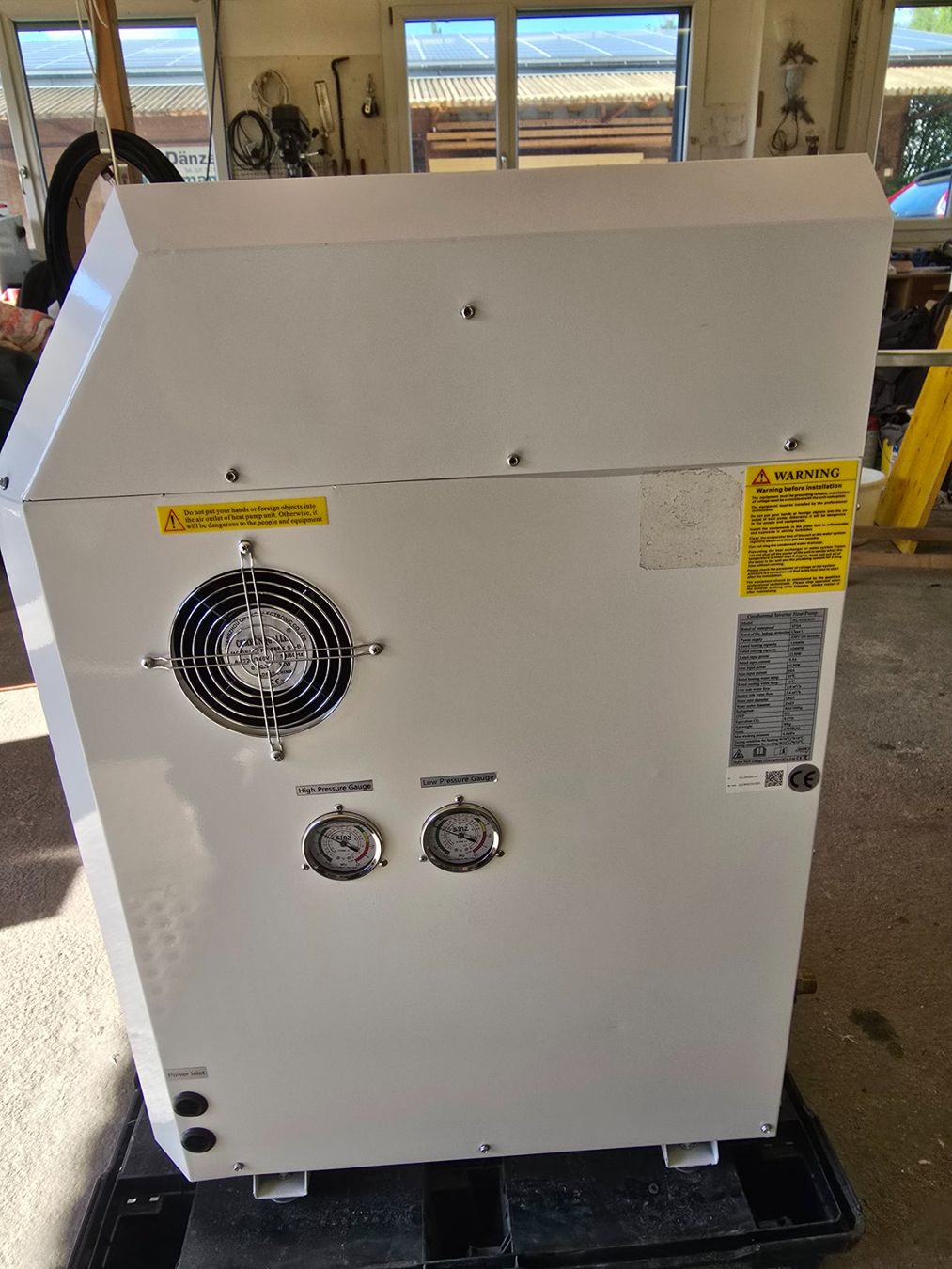 Radiatori: 6KW Wasser Wasser Wärmepumpe – Usato da Wünnewil venduto da tinumueller 1