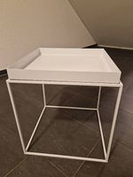 Moderner Beistell-Tisch