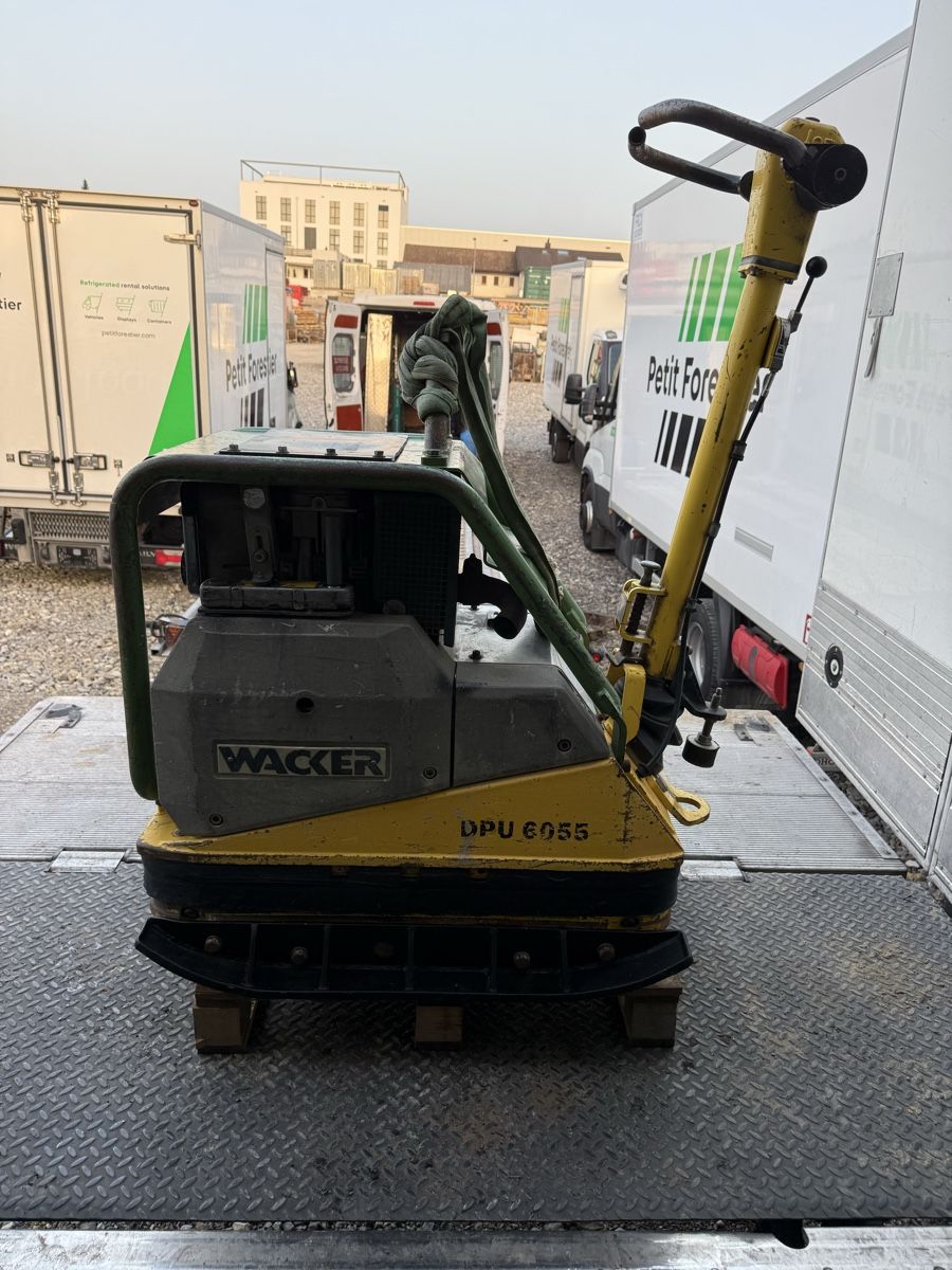 Wacker Neuson Tutte le macchine: Wacker Neuson DPU-6055 Rüttelplatte-Vibroplatte – Usato da Zürich venduto da DraganM. 9