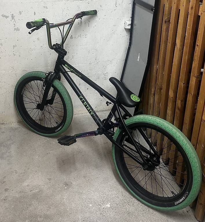 Vélos: KHE BMX 20 Zoll Centrix schwarz – D'occasion à Oberrieden par mel_kcd2