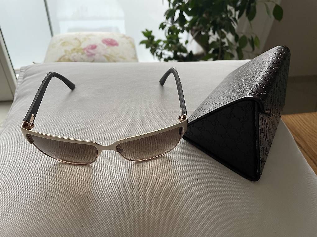 Gucci Occhiali & Lenti: Gucci Sonnenbrille mit weissem Rand – Nuovo (secondo la descrizione) da Muttenz venduto da einfach-schoen 2