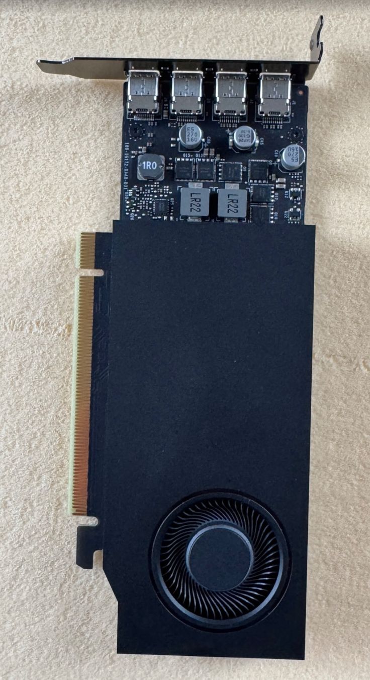 Guinzagli & Collari: Nvidia RTX A400 – Usato da Dagmersellen venduto da Purppetz