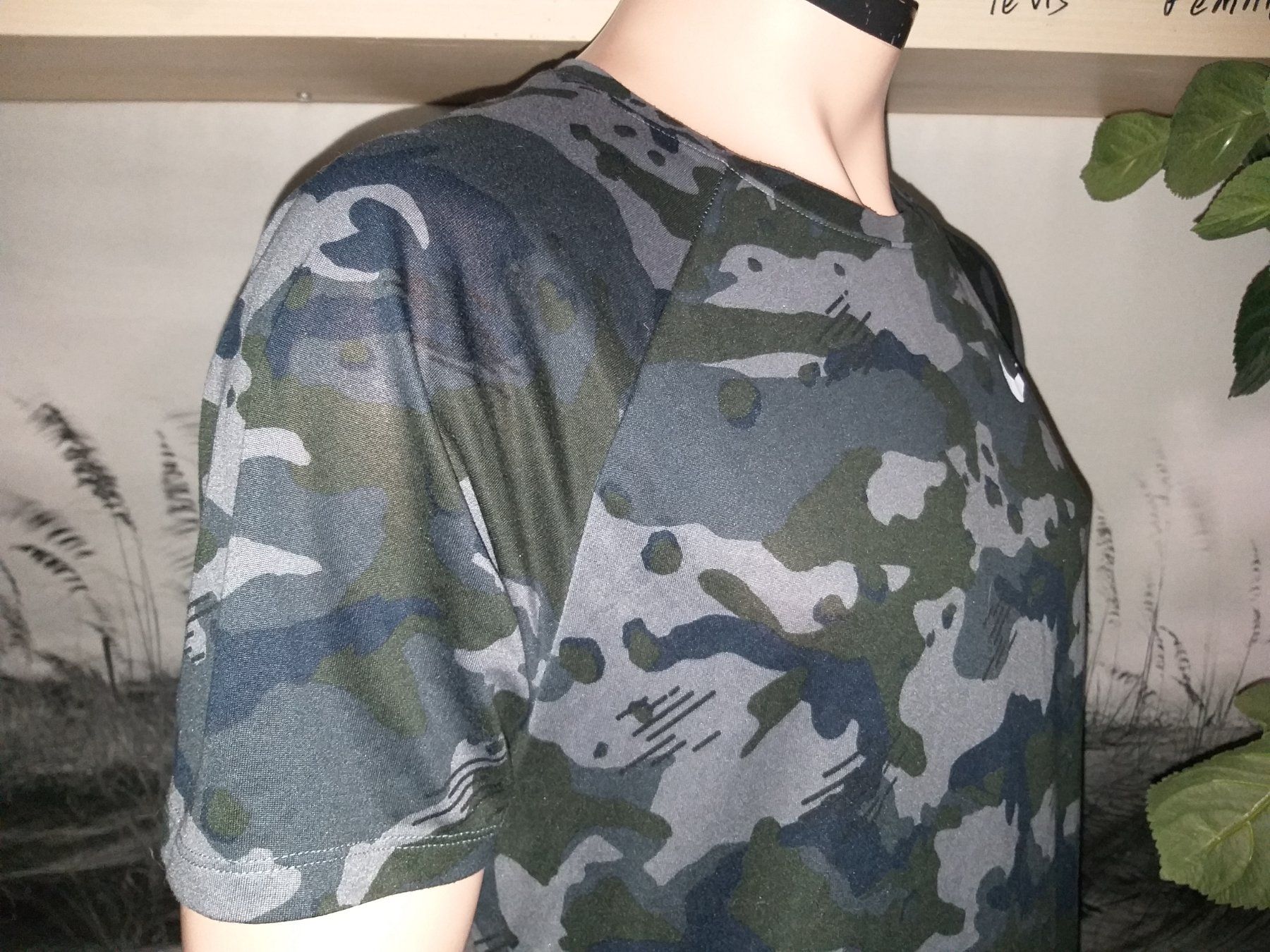 Nike T-shirt: T-Shirt NIKE  Taille / Grosse M – Usato da Cossonay-ville venduto da Super-Price-Quality 6