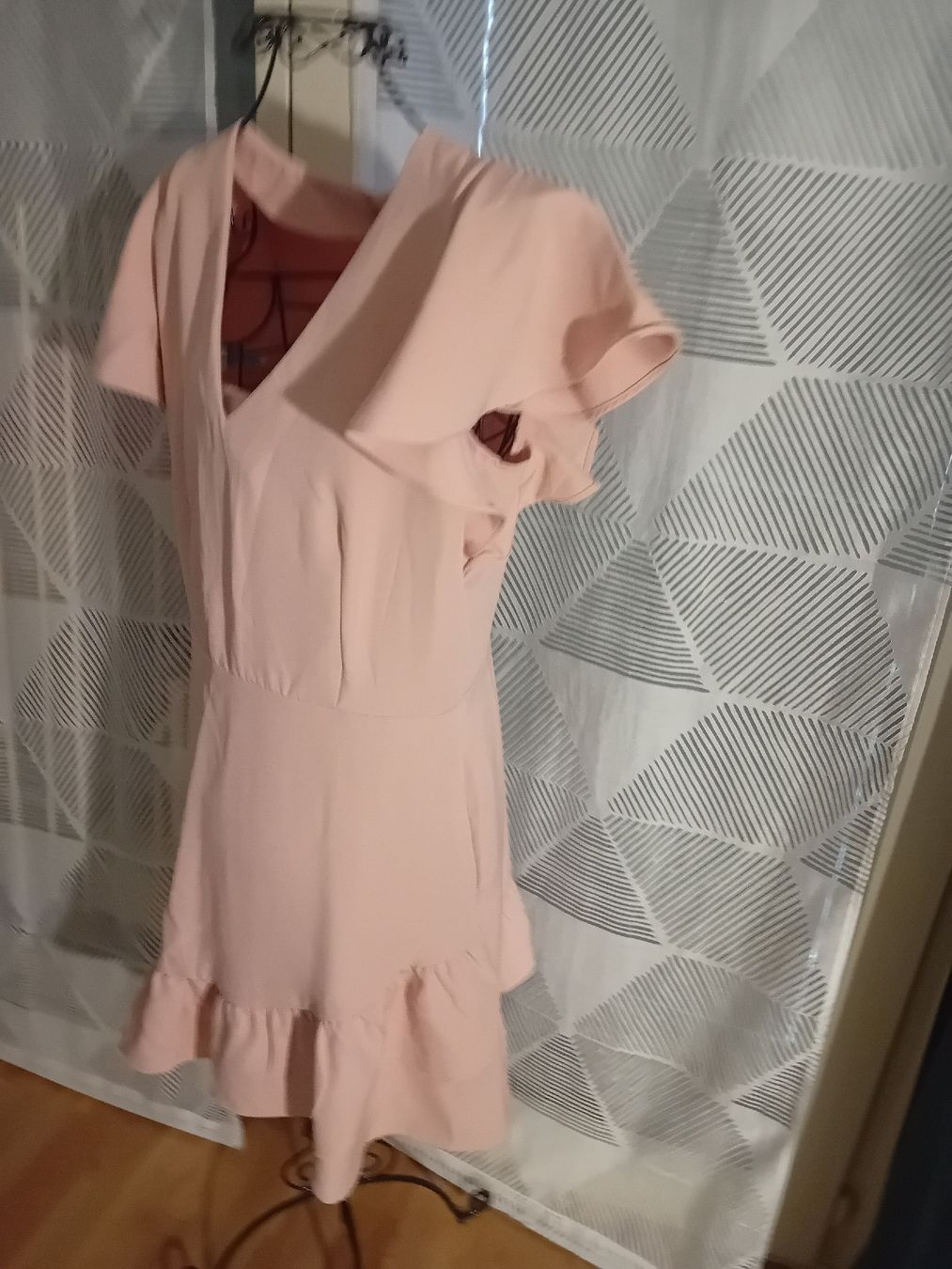 Vestiti: kleid von Mohito gr M – Nuovo (secondo la descrizione) da zürich venduto da janjaz 1