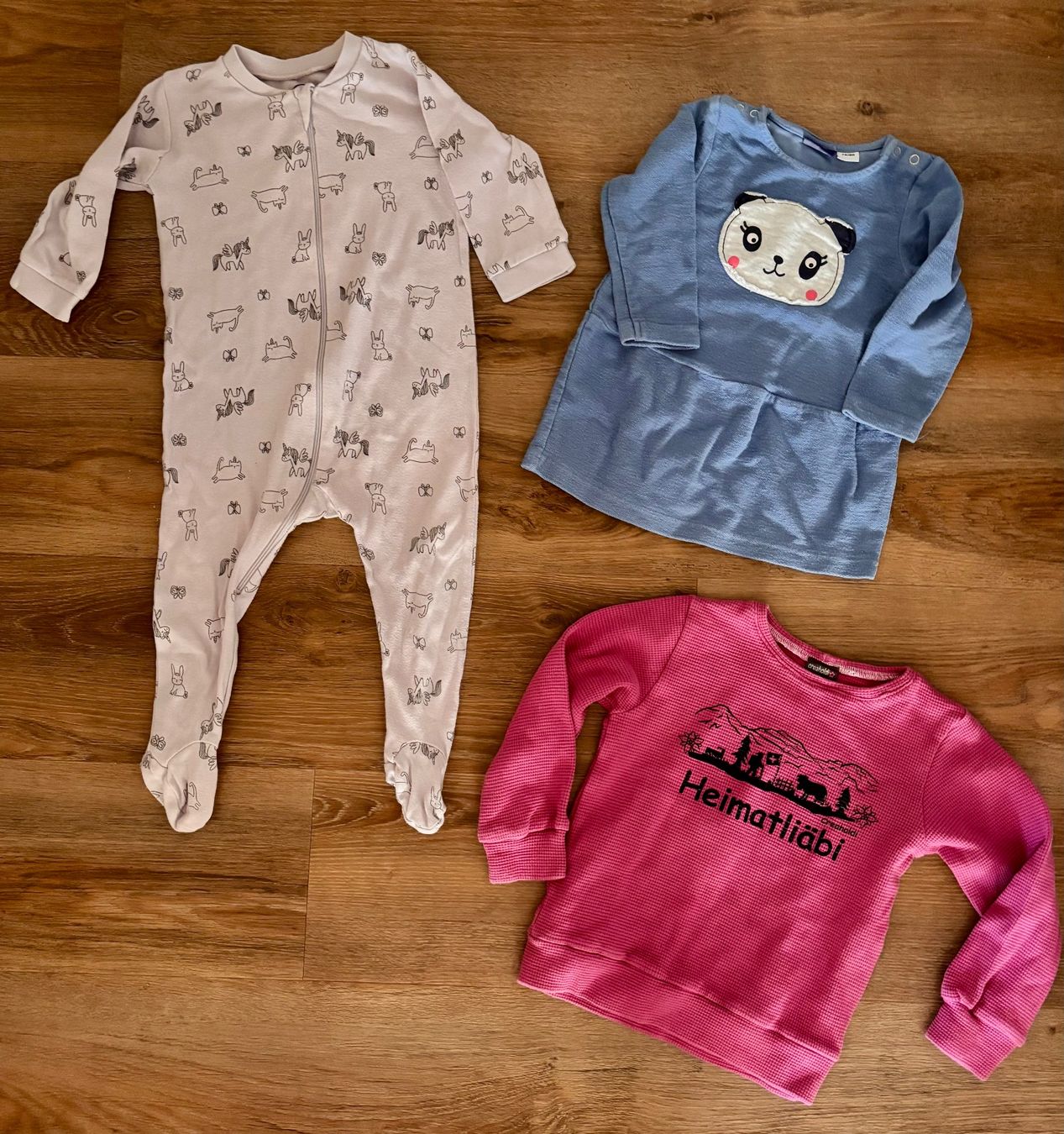 Lotti & Set di vestiti: Mädchen Kleiderpaket, Gr. 74/80!!! – Usato da Einsiedeln venduto da sum_xm7z 1
