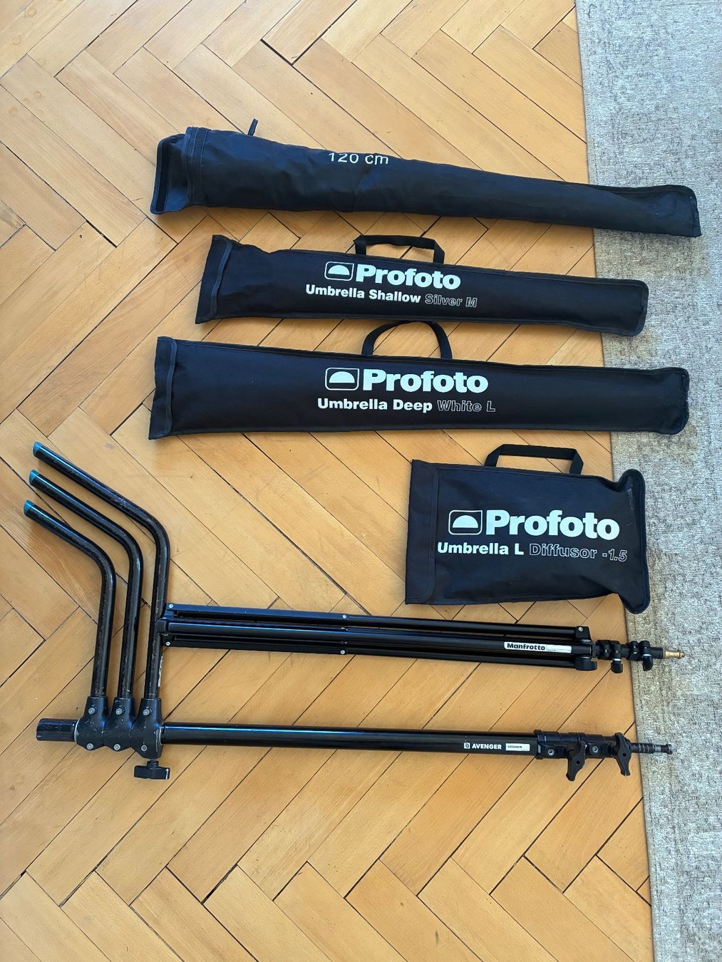 Manfrotto Trépieds & Accessoires: Manfrotto profoto Set – D'occasion à Fribourg par waves55