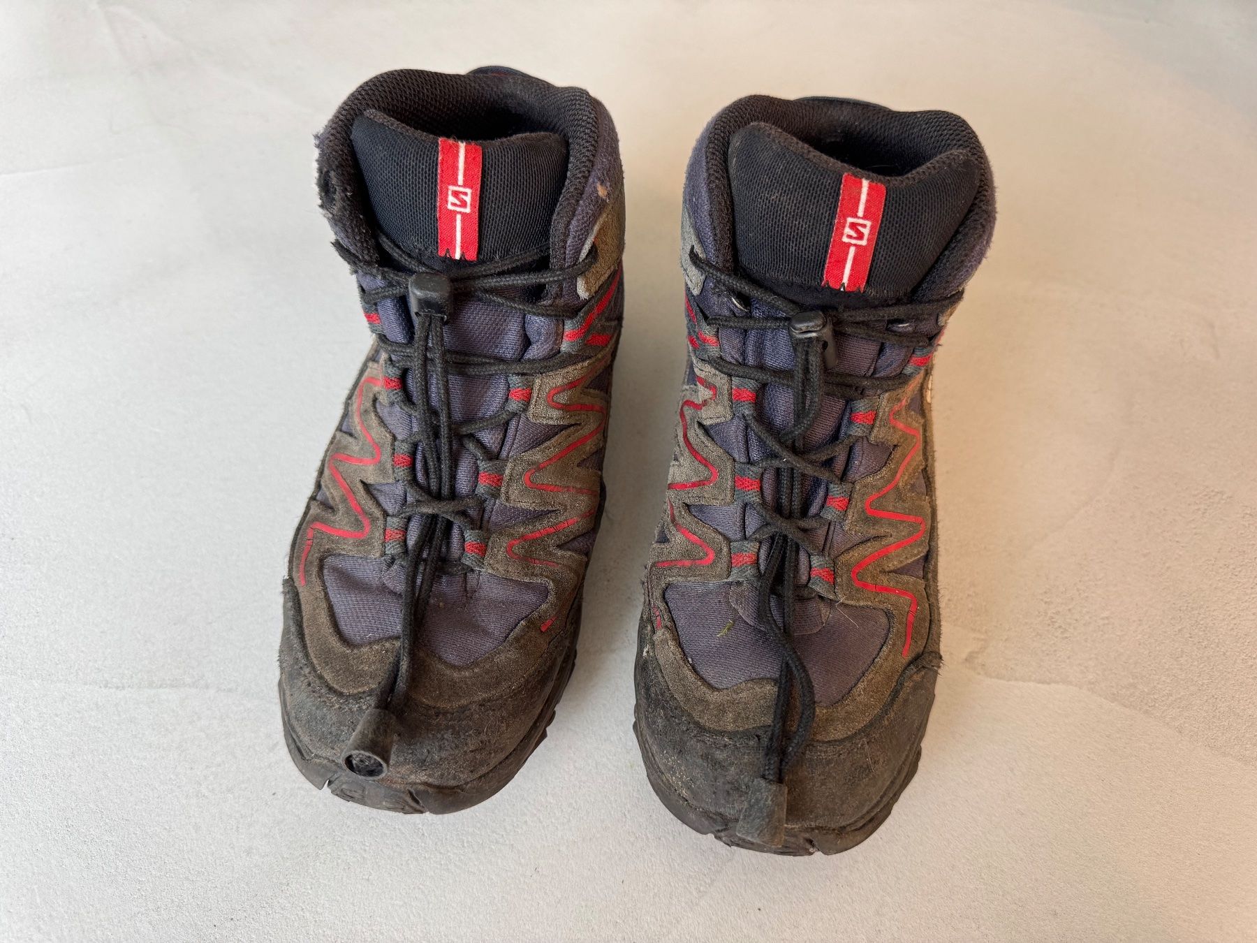 Salomon Chaussures hommes: Wanderschuhe Salomon, 33 – D'occasion à Siebnen par Nulu12
