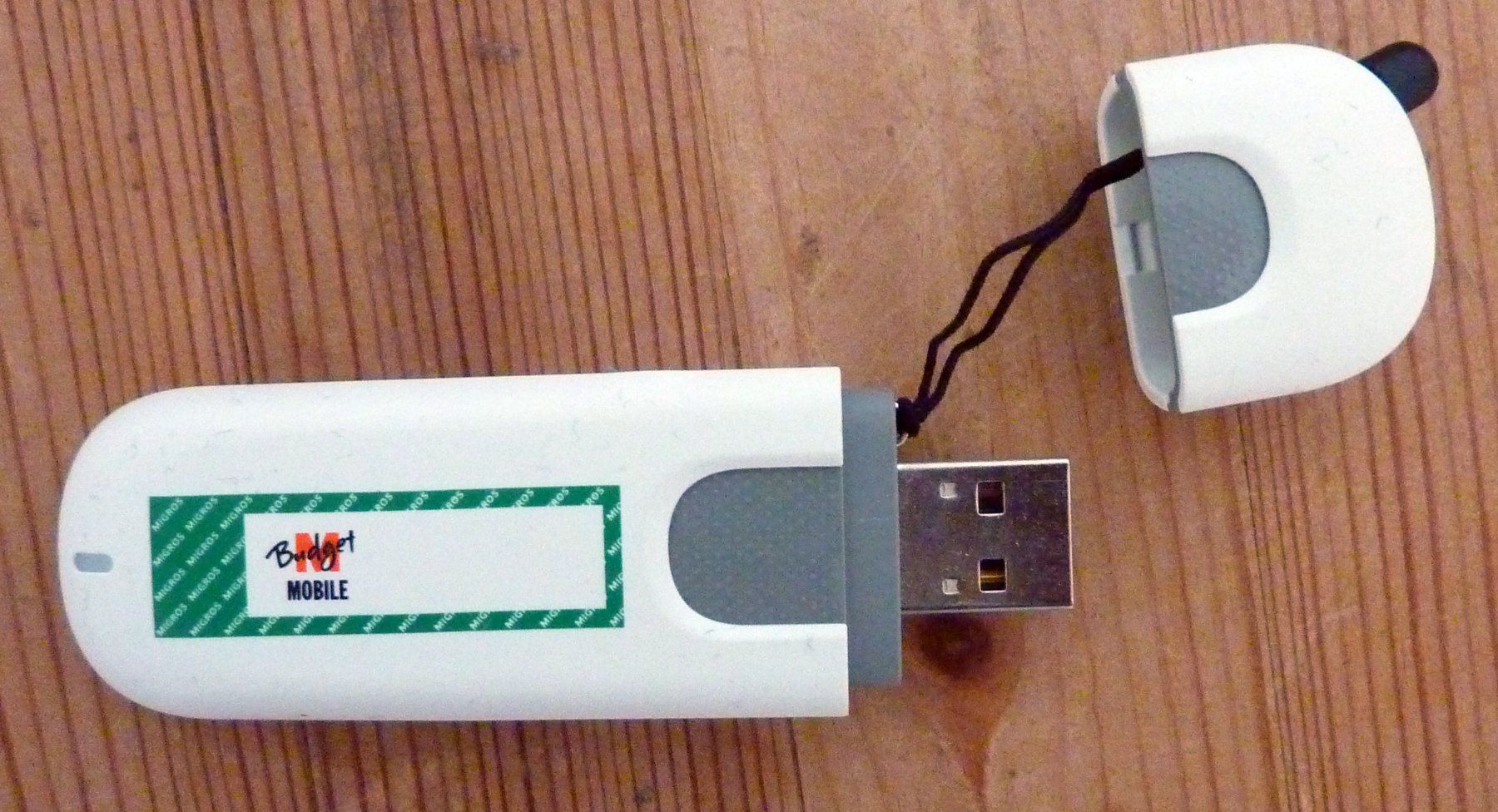 Componenti elettronici: Divers composants pour PC: – Usato da Bern venduto da Dedonegro 5