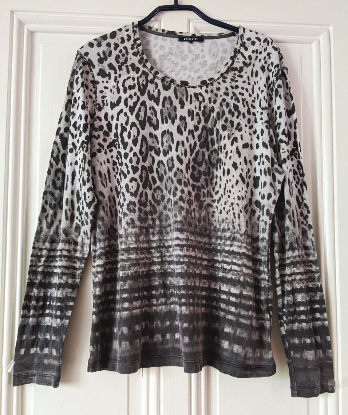 Pulls & Sweat-shirts: OLSEN : Fin pull léopard gris 44 – Neuf (Voir description) à Petit-Lancy par lilycerise