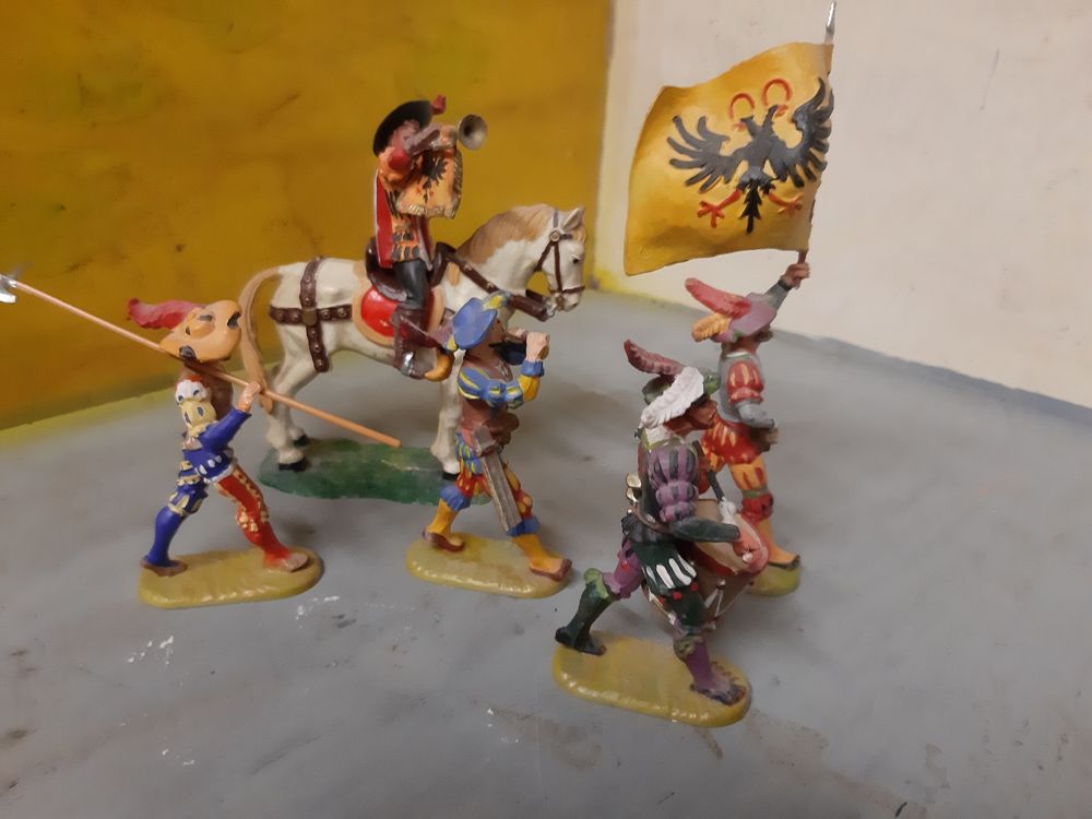 ELASTOLIN / PLASTIQUE WESTERN / TRES BEAU COW BOY AU COMBAT 106