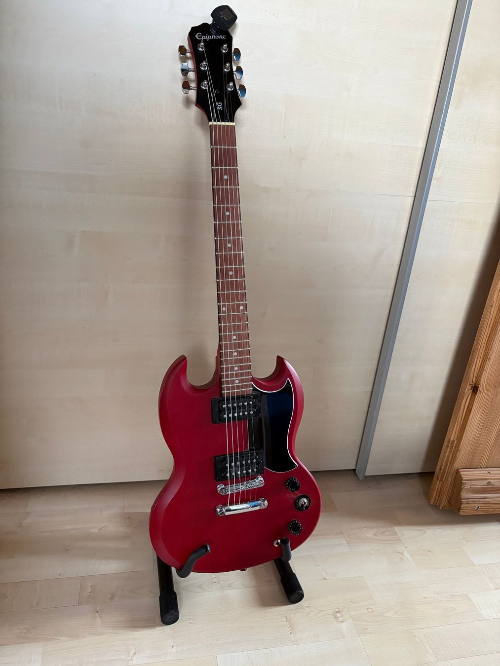 Epiphone Musikinstrumente: Epiphone SG-Special VE 2017 (cherry vintage worn) – Gebraucht aus Zofingen von deadepona