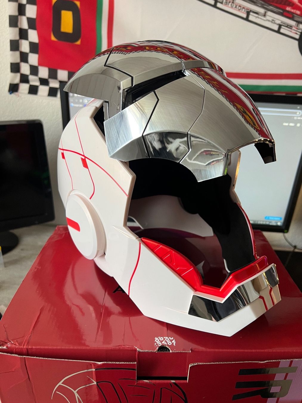 Caschi & visiere: Iron Man Mk5 Weiss Silber mit Voice Control/ Sprachgesteuert – Nuovo e nell'imballaggio originale da Lohn-Ammannsegg venduto da JarvisSystem2.0 4