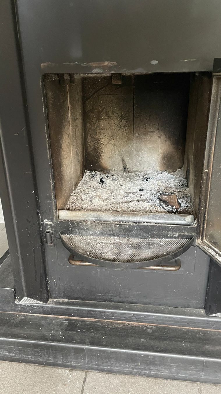 Cheminée: Chemniée mit Pizza- und Brotbackfach – Gebraucht aus Thun von backjump 3