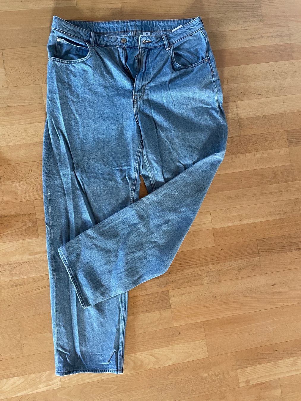 H&M Jeans: 90's Baggy Jeans, Grösse 46 – Usato da Winterthur venduto da sabinemarie