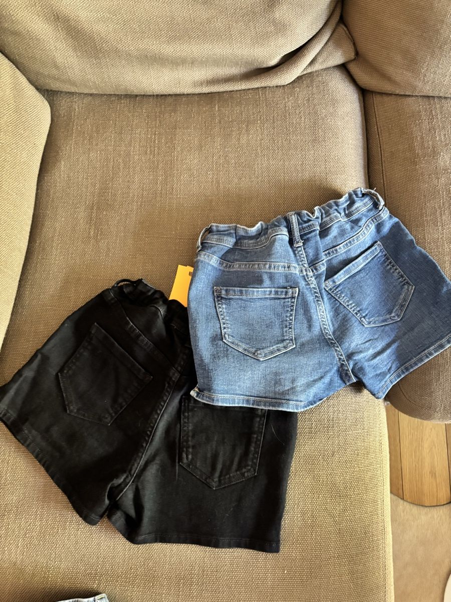 H&M Pantaloni: Jeans Shorts. Neu 146 Doppelpack  – Nuovo e nell'imballaggio originale da Cham venduto da MC_0605 1