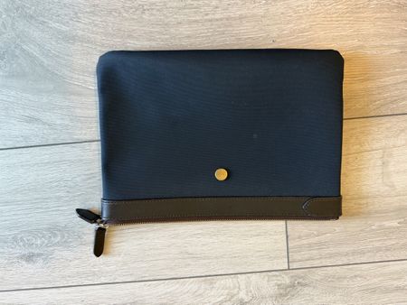 Mismo Clutch Tasche dunkelblau