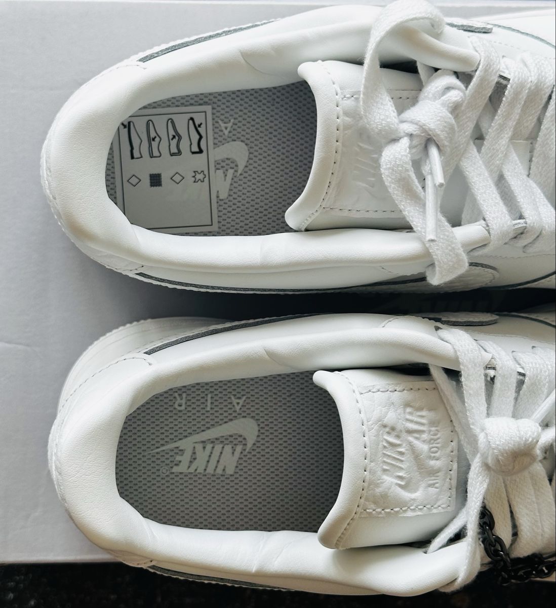 Nike Scarpe da uomo: Air force 1 triple White – Nuovo e nell'imballaggio originale da Biel/Bienne venduto da Akwawini 5