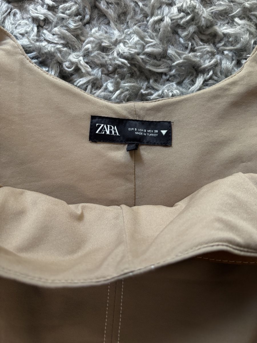 Zara Tops: Zara Top beige Size S  – Neu (gemäss Beschreibung) aus Zürich von dil_mdn7 1