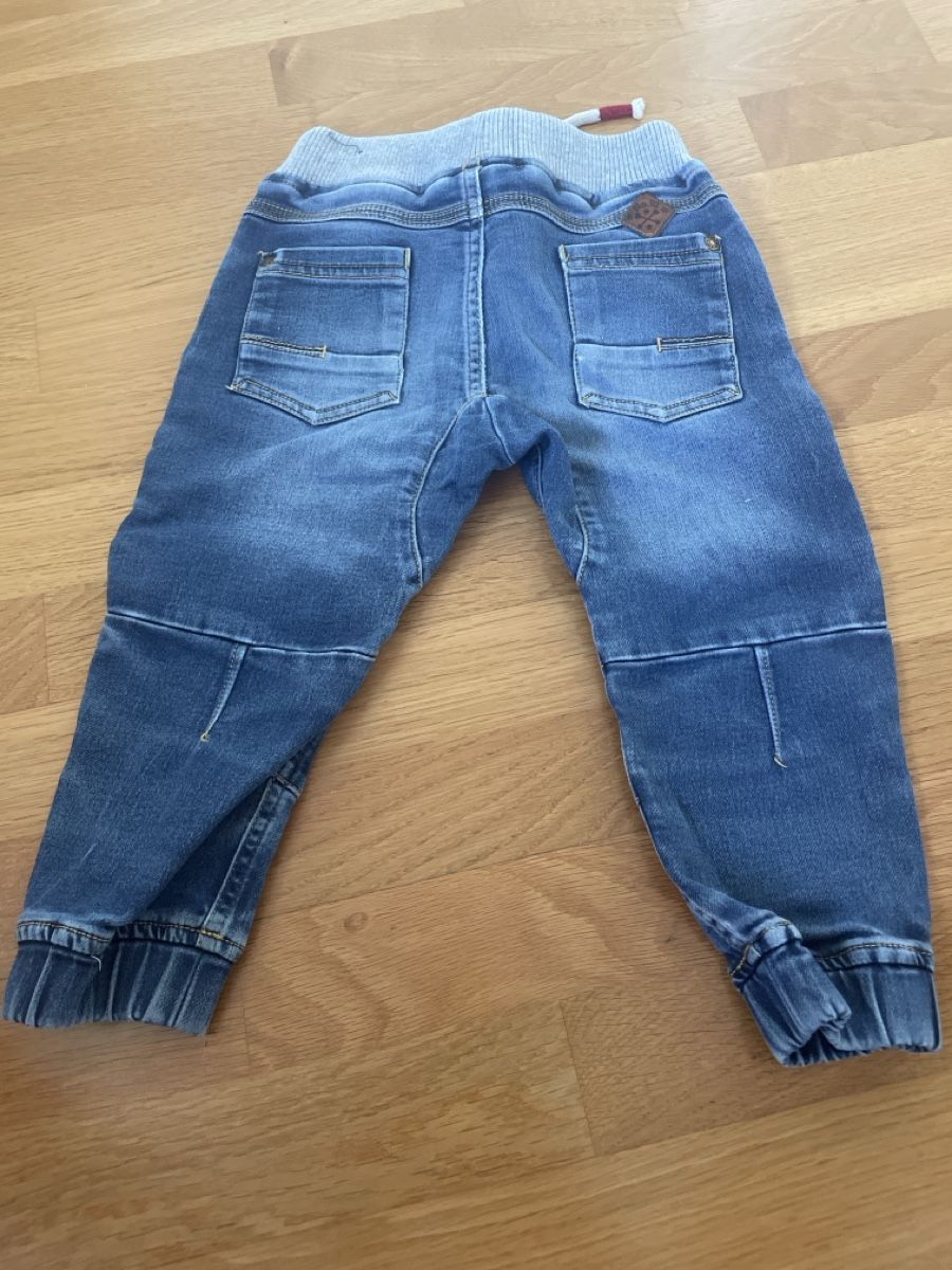 Jeans: Jeanshosen  – Usato da Rüschlikon venduto da zehnvoracht 1