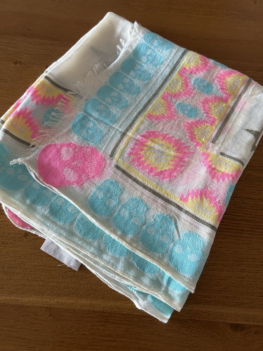 Zadig & Voltaire Foulards, Tücher & Schals: Zadig et Voltaire châle édition limitée – Neu und originalverpackt aus Ecublens VD von mirandagirl