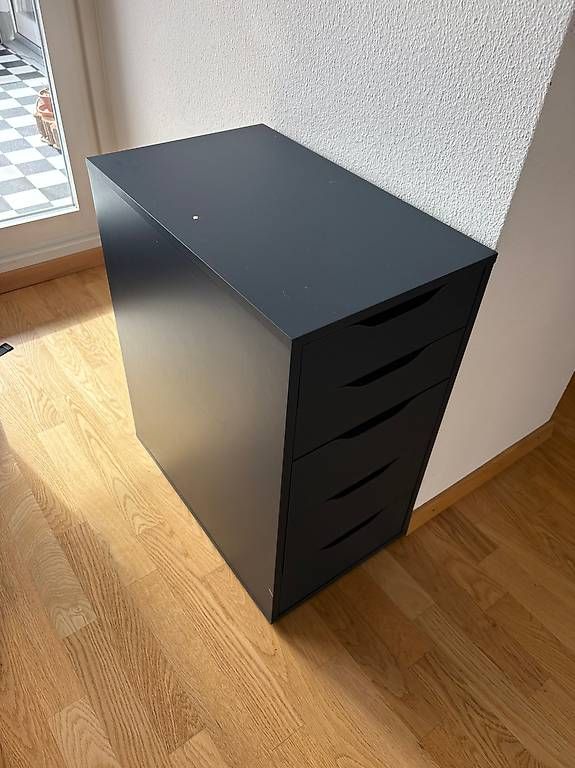 Cassettiere: Ikea Alex dunkelblau – Usato da Basel venduto da fed_5fks 1