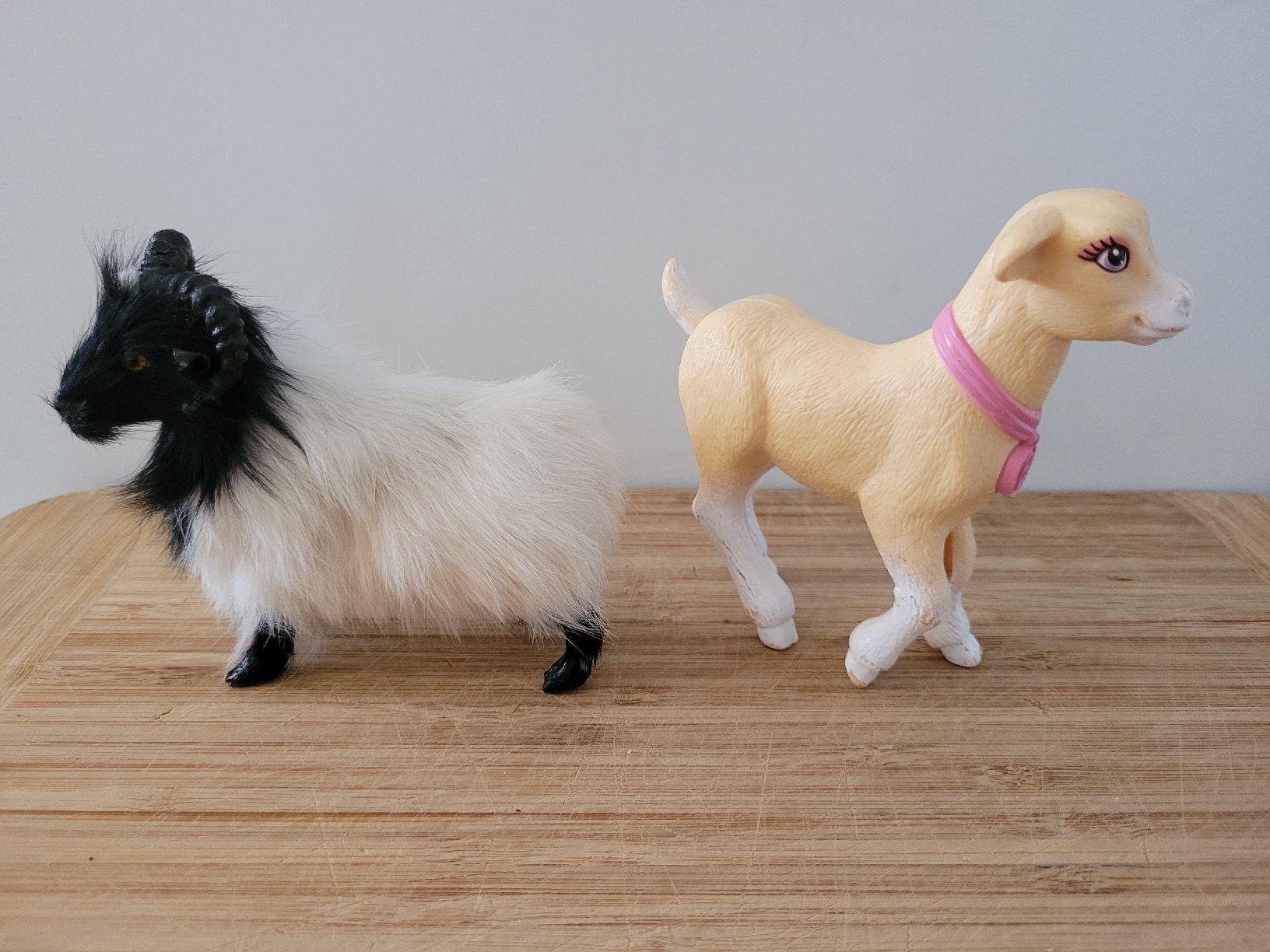 Giocattoli: Barbie Bauernhoftiere und Modehunde – Usato da Niederbuchsiten venduto da klengyel 7