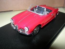 Alfa Romeo Giulietta Spider * del Prado 1:43