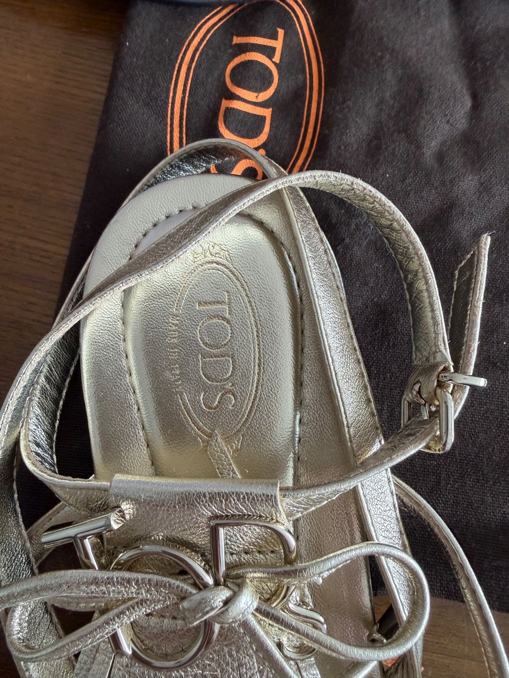 Tod'S Scarpe da donna: Tods Sandalen – Nuovo (secondo la descrizione) da Küssnacht venduto da Flowerlady 2