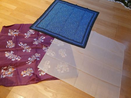 3 diverse Foulards