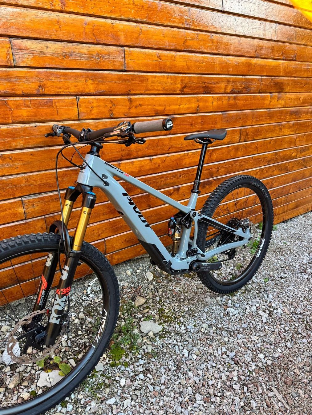 Velos: E- MTB Pivot Shuttle SL 2023 Grösse M – Gebraucht aus Zollbrück von Kel91