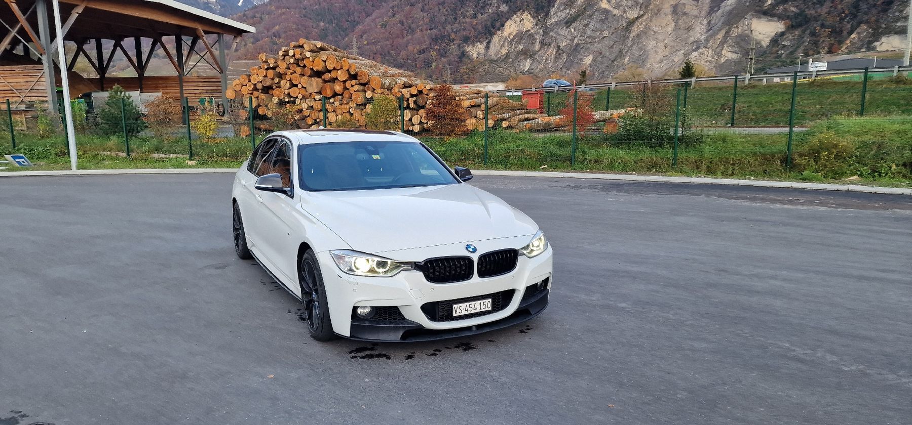 BMW Automobili: BMW 335i Xdrive, 2014, M Performance – Usato da Massongex venduto da Mirela0904