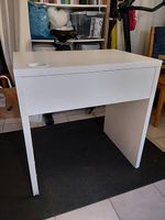 Petit bureau IKEA MICKE blanc