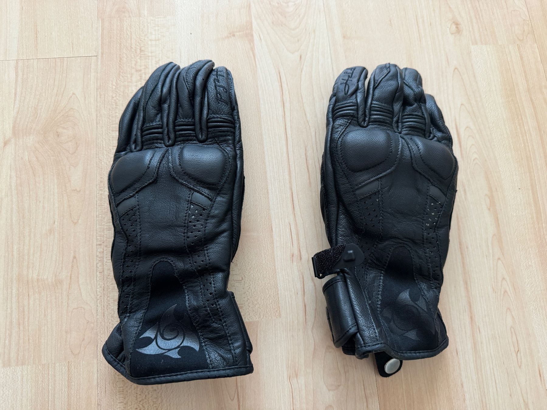 Held Guanti & manicotti: Motorradhandschuhe Damen Grösse 7 – Usato da Zug venduto da gin_n2nf
