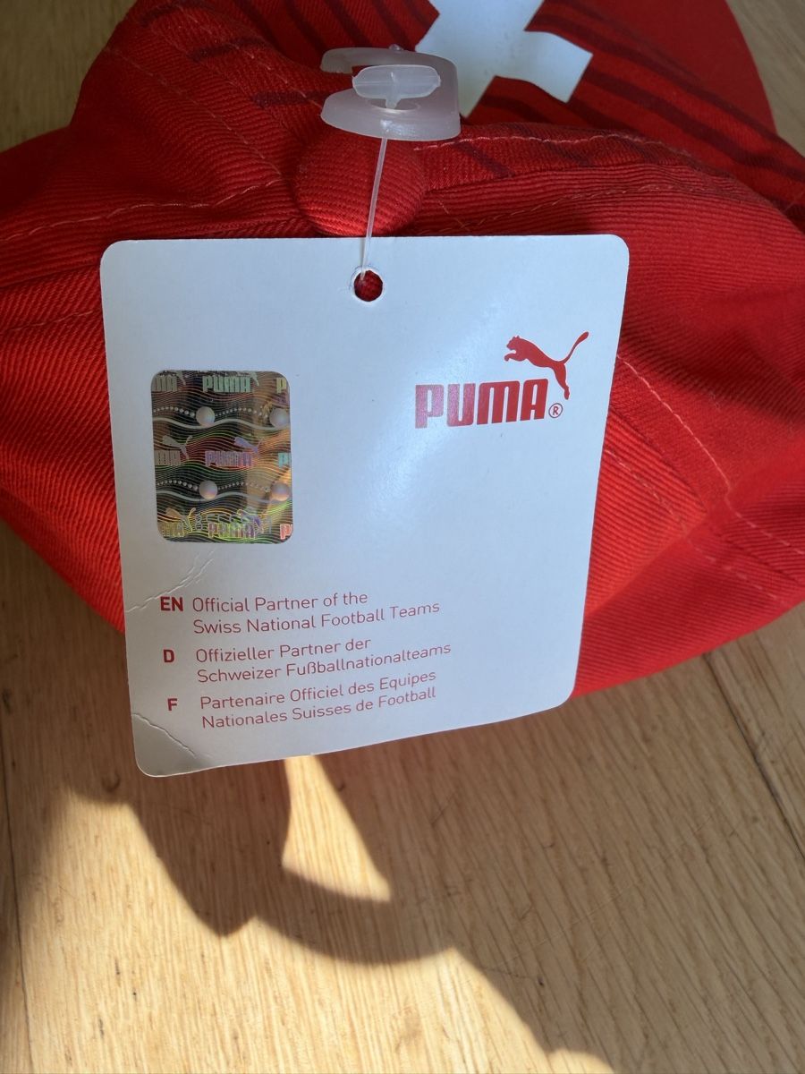 Puma Copricapi, berretti & cappellini: Puma Cap Schweizer Fussballnati neu – Nuovo e nell'imballaggio originale da Zürich venduto da Salsera79 1
