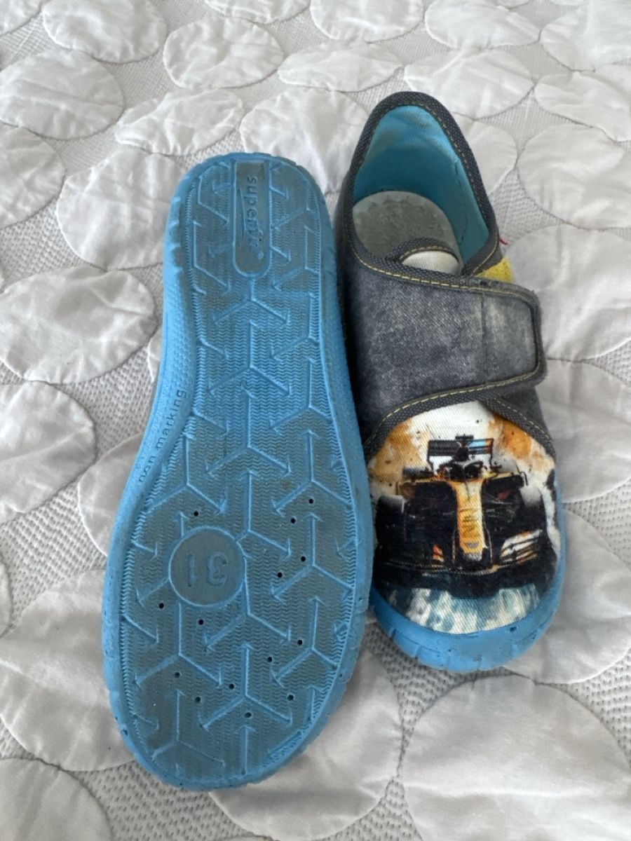 Superfit Scarpe per ragazzi: Superfit Hausschuhe Gr 31 – Usato da Ittigen venduto da MOVIN20 1