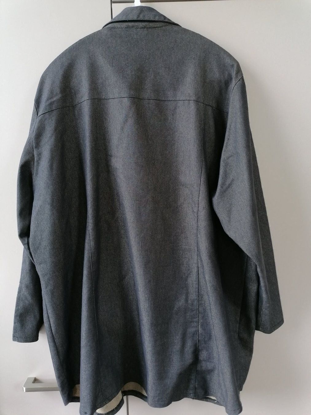 Camicette: Graue Bluse mit Swarovski Steinen 50 – Usato da Wallisellen venduto da Muggeli1970 1