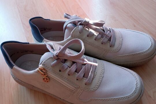 Rieker Scarpe da donna: Rieker Sneaker beige 39 – Nuovo (secondo la descrizione) da Zäziwil venduto da 33qfmnx9 1