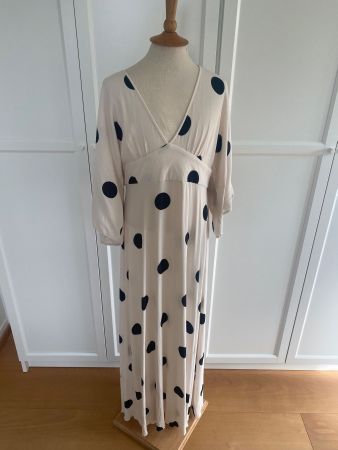 Midikleid