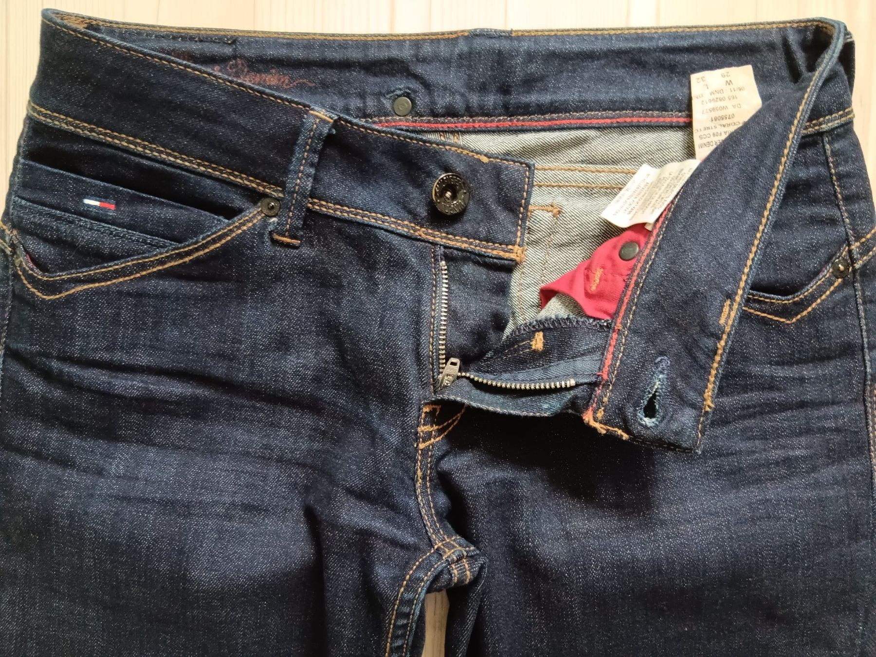 Tommy Hilfiger Jeans: TOMMY HILFIGER Jeans taille / Grosse W29 – Usato da Cossonay-ville venduto da Super-Price-Quality 4
