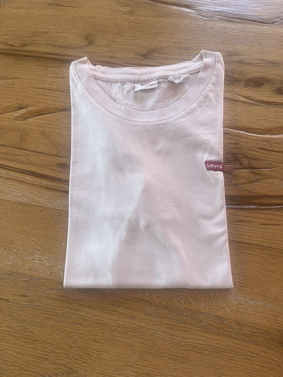 Levi's T-Shirts: Levis Shirt Gr.S – Gebraucht aus Bellach von mer_kx25