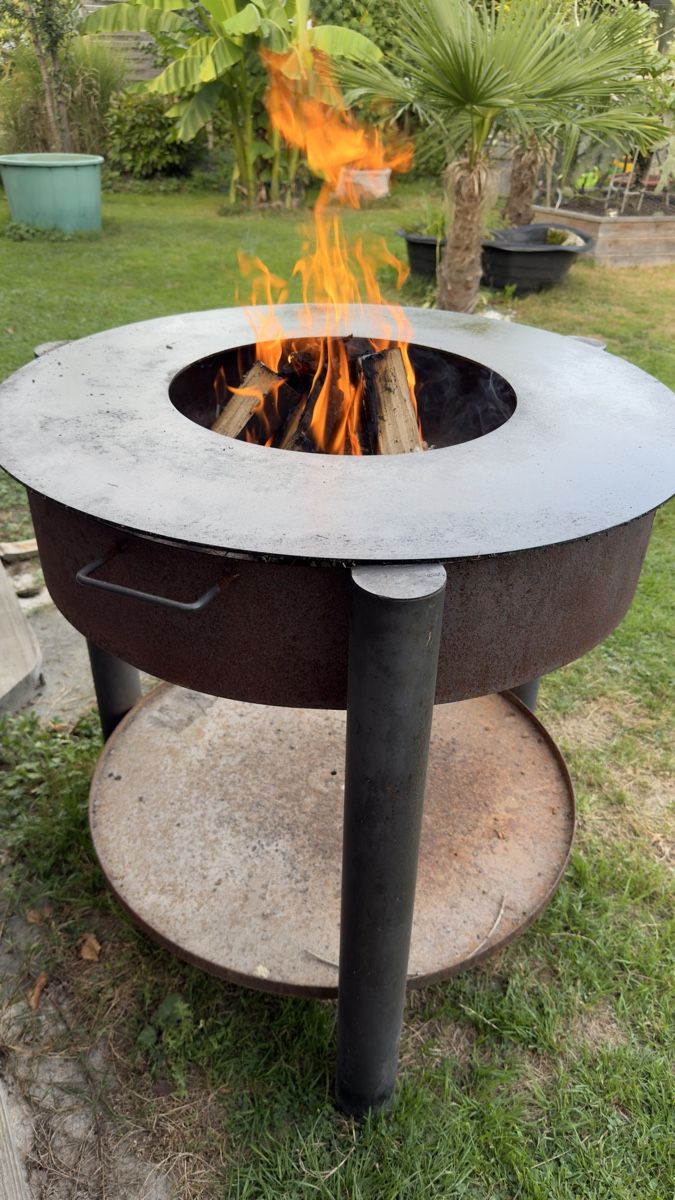 Bracieri: Feuerschale Nouvel mit Grillring – Usato da Thunstetten venduto da Specht71