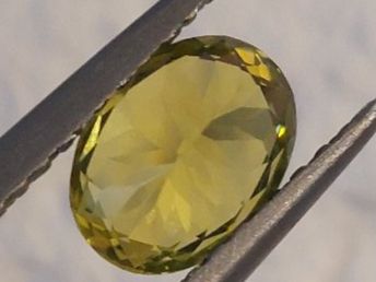 Pietre preziose: Ultra Saturated Luminous Chrysoberyl – Usato da Bévilard venduto da Yougems 7