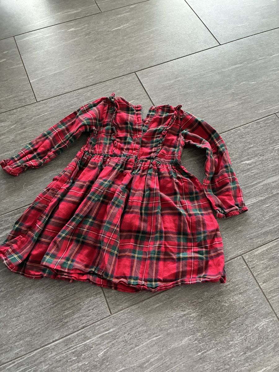 Kleider & Röcke: Rotes H&M Kleid, Grösse 98, ideales Weihnachtskleid! – Gebraucht aus Muhen von Sally203 1