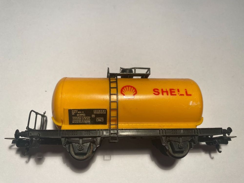 LIMA Tankwagen SHELL gelb, DC Achsen 1