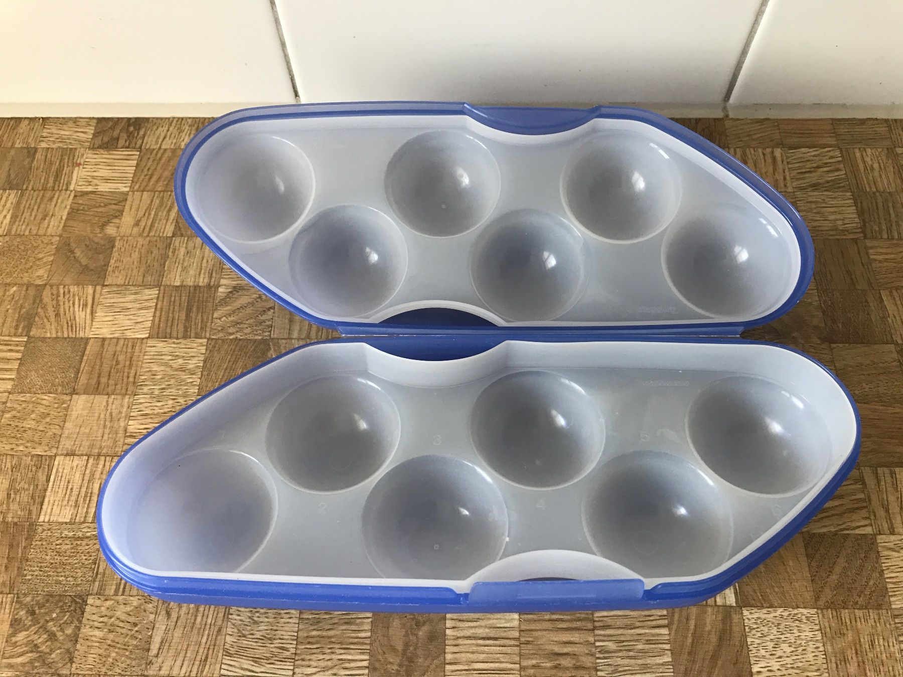Tupperware Contenitori & Simili: Tupperware Behälter für 6 Eier – Usato da Birmensdorf ZH venduto da Hilhan 1
