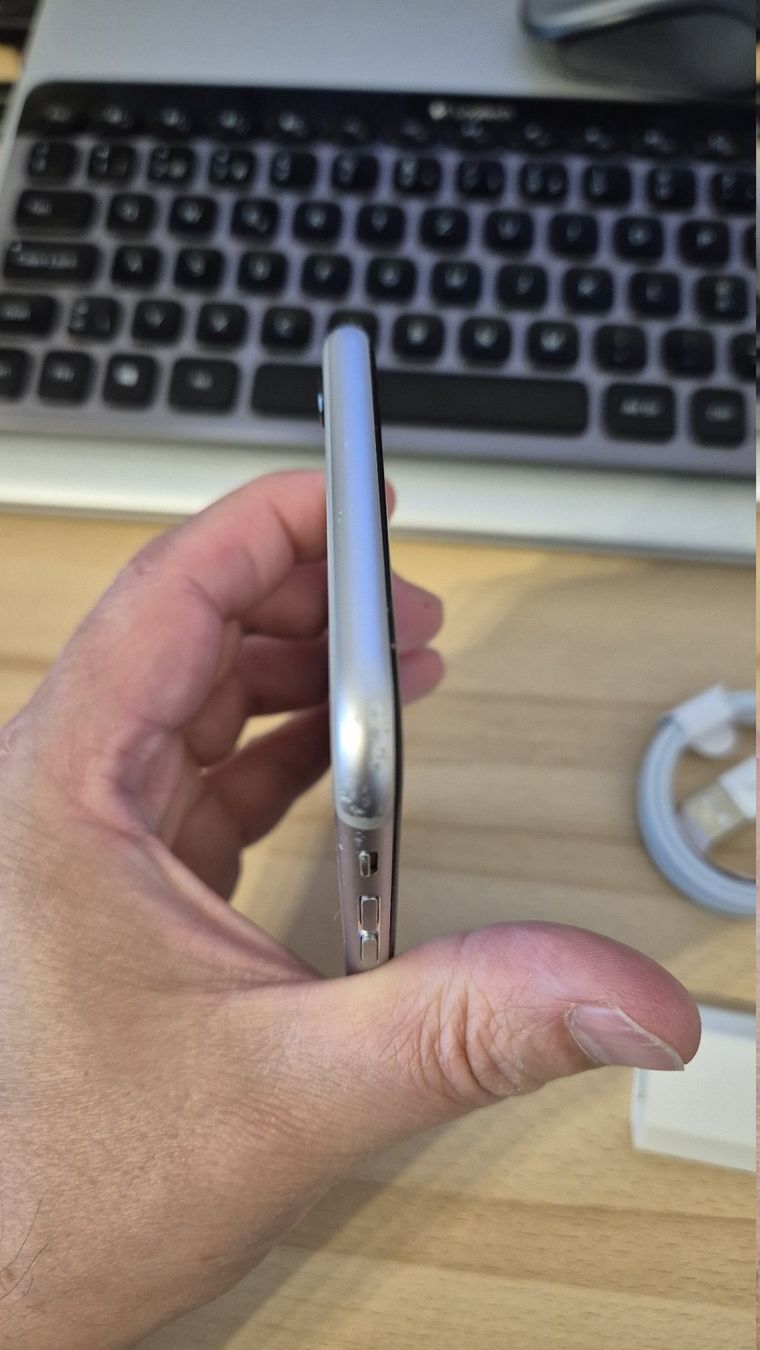 Apple Telefoni cellulari / Smartphones: iPhone 6S Plus 64GB Black/Space Gray 2995 mit neuem Akku – Usato da Münchenbuchsee venduto da MV_Solutions 7
